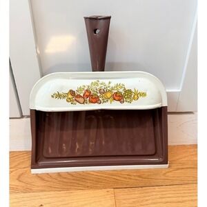 Vintage Metal Spice Of Life Brown Dust Pan Ballonoff Cleveland USA Veggies